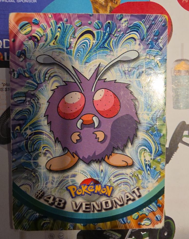 1999 Topps Pokémon #48 Venonat — front