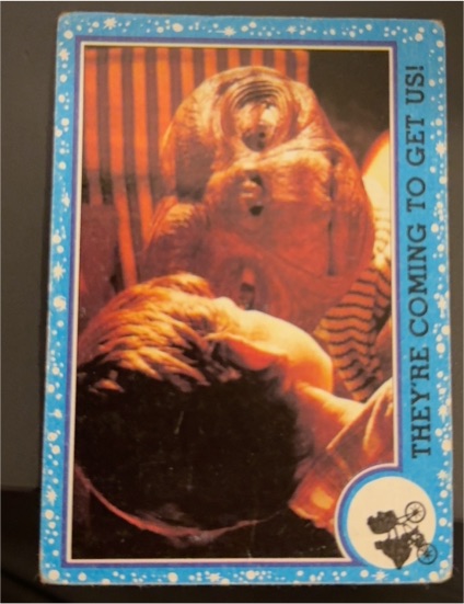 1982 Topps E.T. The Extraterrestrial #38 They're Coming To Get Us! — front
