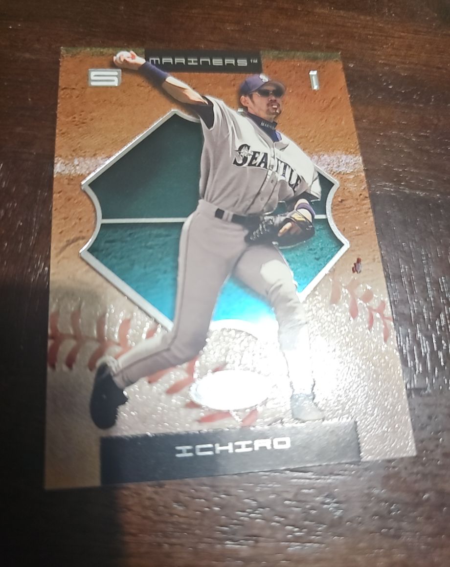 2002 Fleer Hot Prospects #45 Ichiro Suzuki — front