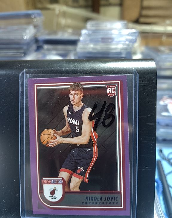 2022-23 Panini NBA Hoops #256 Nikola Jovic — front