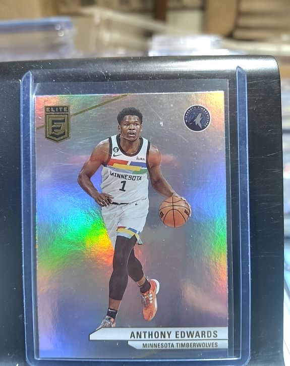 2021-22 Panini Donruss Elite #1 Anthony Edwards — front