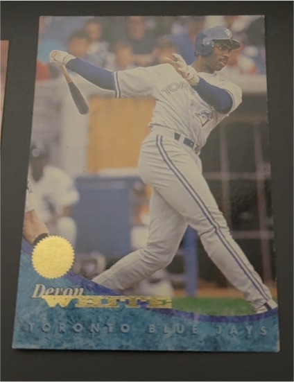 1994 Leaf #129 Devon White — front