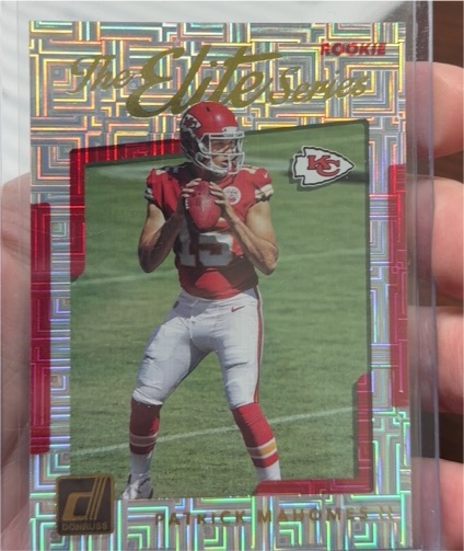 2017 Panini Donruss The Elite Series #7 Patrick Mahomes II — front