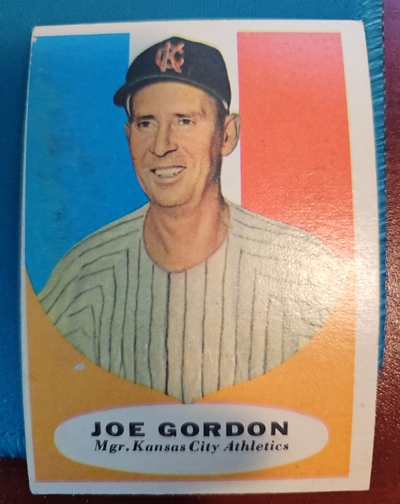 1961 Topps #224 Joe Gordon — front