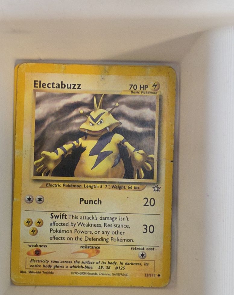 1999 Neo Genesis #33 Electabuzz — front
