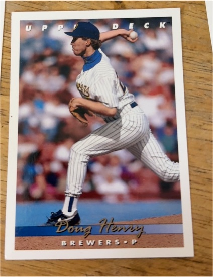 1993 Upper Deck #395 Doug Henry Milwaukee Brewers — front