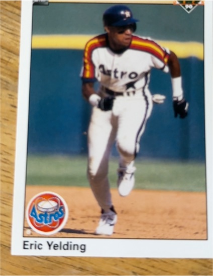 1990 Upper Deck #427 Eric Yelding — front
