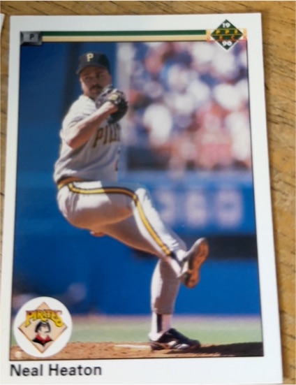 1990 Upper Deck #86 Neal Heaton — front