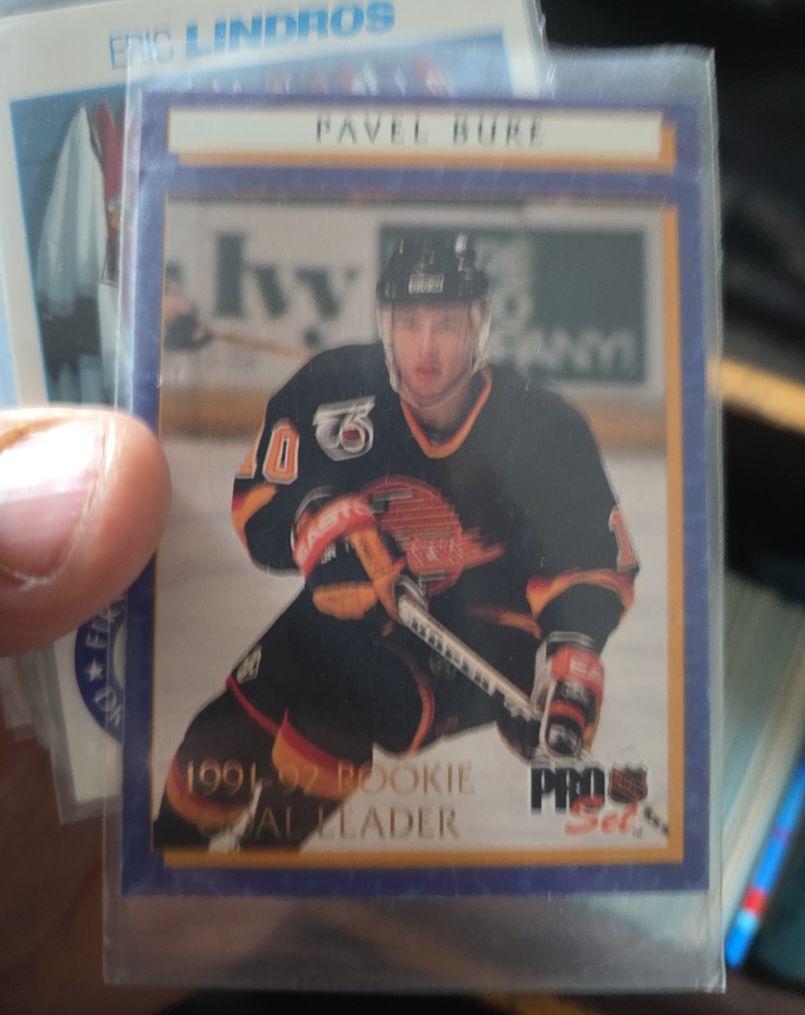 1992 Pro Set #2 Pavel Bure Rookie Goal Leader — front