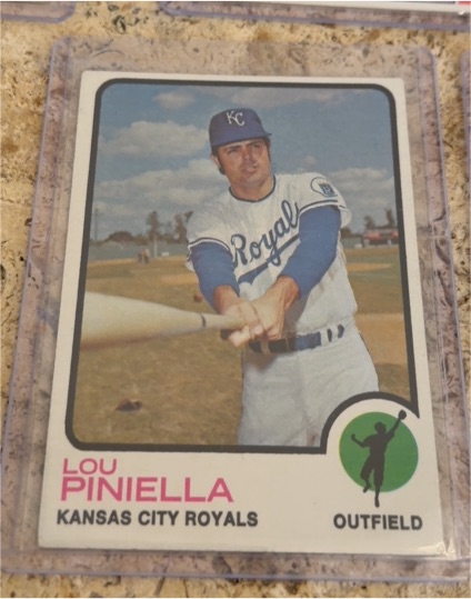 1973 Topps #140 Lou Piniella — front