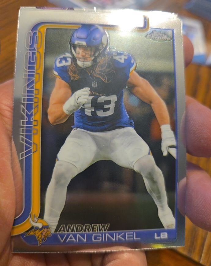 2025 Topps Chrome Football #198 Andrew Van Ginkel — front