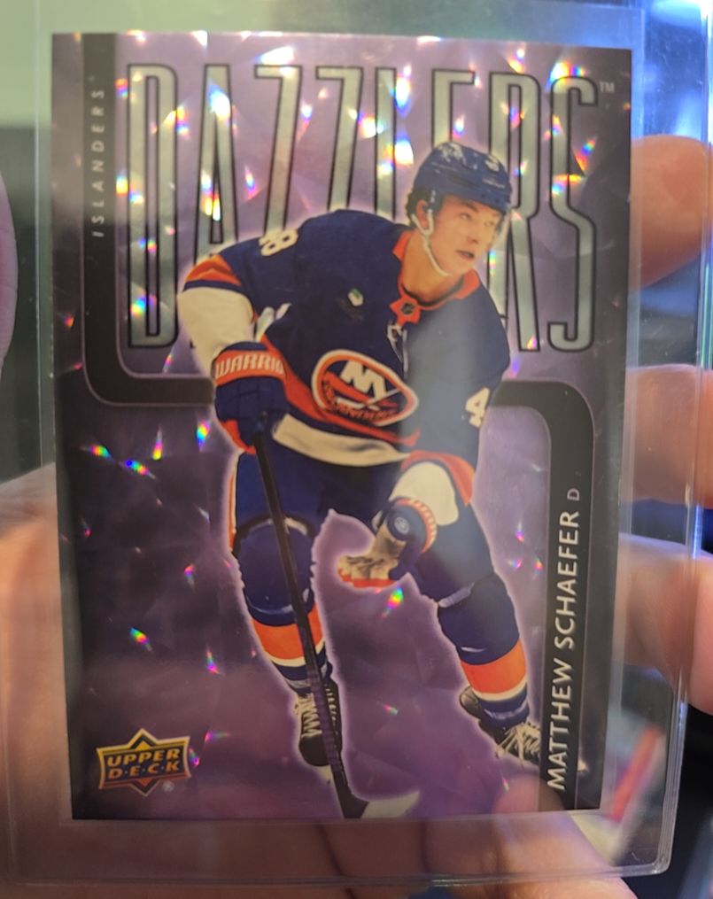 2025-26 Upper Deck Series 2 #DZ-57 Matthew Schaefer — front