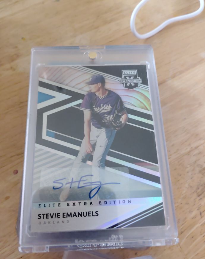 2020 Panini Elite Extra Edition #164 Stevie Emanuels — front