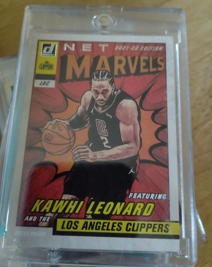 2021-22 Panini Donruss Net Marvels #17 Kawhi Leonard — front