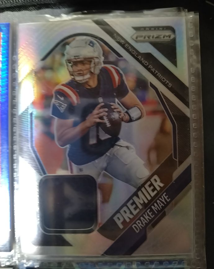 2025 Panini Prizm Premier Jerseys #PJY-DME Drake Maye — front