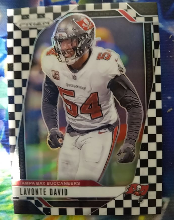 2024 Panini Prizm #272 Lavonte David — front