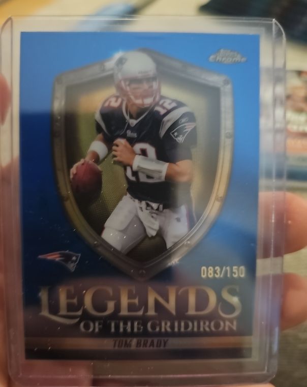 2025 Topps Chrome Legends of the Gridiron #LOG-9 Tom Brady — front