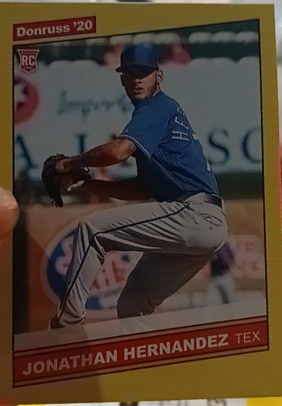 2020 Donruss #238 Jonathan Hernandez — front