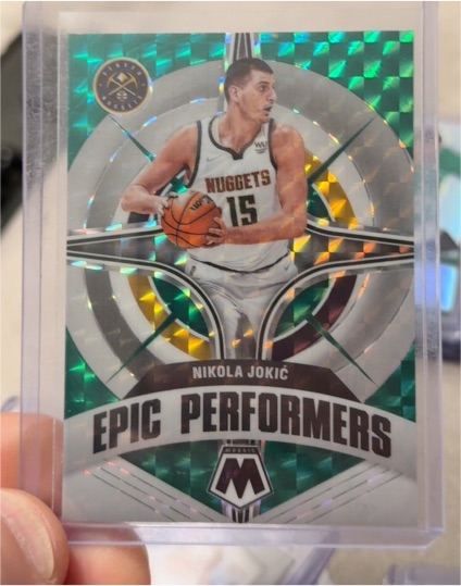 2021-22 Panini Mosaic #3 Nikola Jokić Epic Performers Green Mosaic Prizm — front