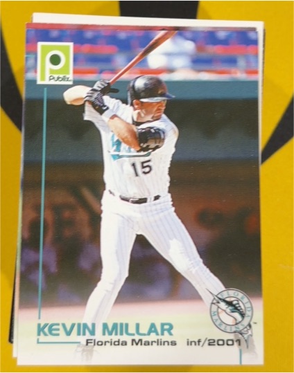 2001 Topps #267 Kevin Millar — front