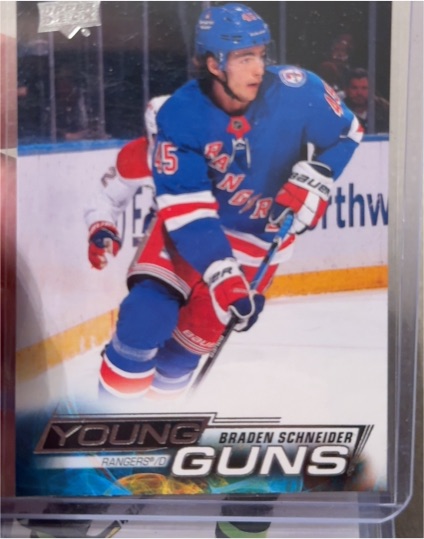 2022-23 Upper Deck Series 1 Young Guns #214 Braden Schneider — front