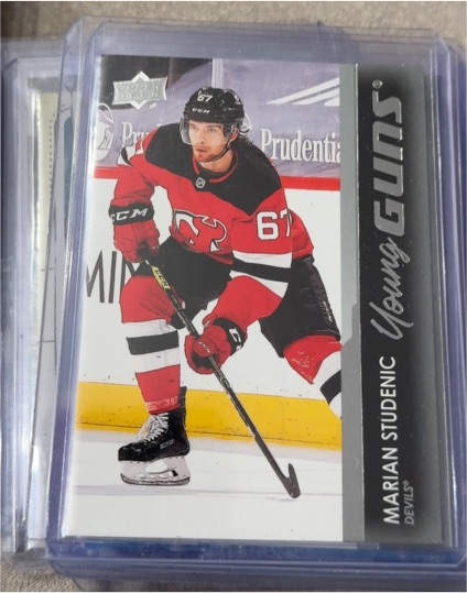 2021-22 Upper Deck Series 1 #210 Marian Studenic — front