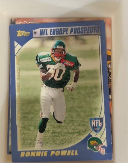 2000 Topps #358 Ronnie Powell — front