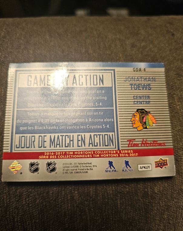 2016-17 Upper Deck Tim Hortons #GDA-4 Jonathan Toews — front