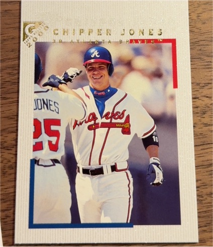 2000 Topps Gallery #16 Chipper Jones — front