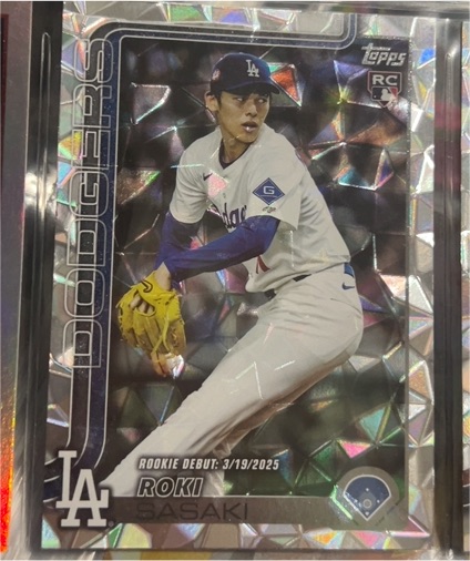 2025 Topps Update #US199 Roki Sasaki Rookie Debut Diamante Foil Dodgers — front