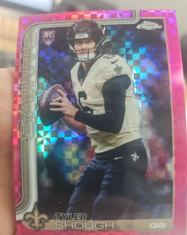 2025 Topps Chrome #398 Tyler Shough — front