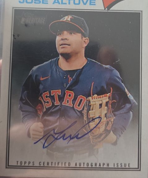 2026 Topps Heritage Real One Autographs #ROA-JA Jose Altuve — front