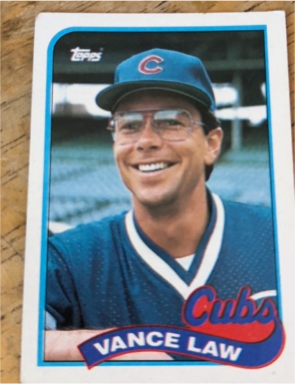 1989 Topps #501 Vance Law — front