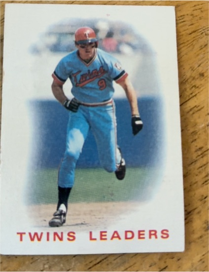 1986 Topps #786 Twins Leaders Mickey Hatcher — front