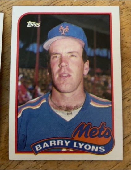 1989 Topps #412 Barry Lyons — front