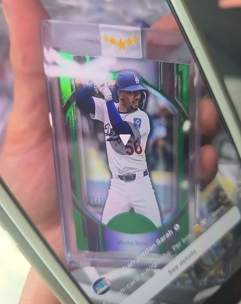 2021 Topps Green Diamond Border SP Mookie Betts — front