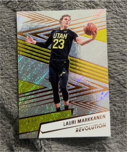 2024-25 Panini Revolution #66 Lauri Markkanen — front