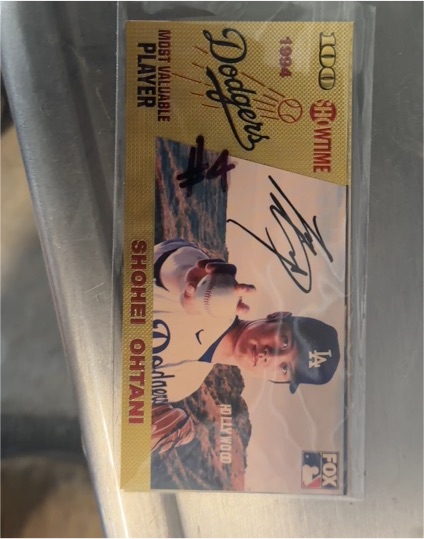 2024 Showtime #100 Shohei Ohtani Dodgers — front