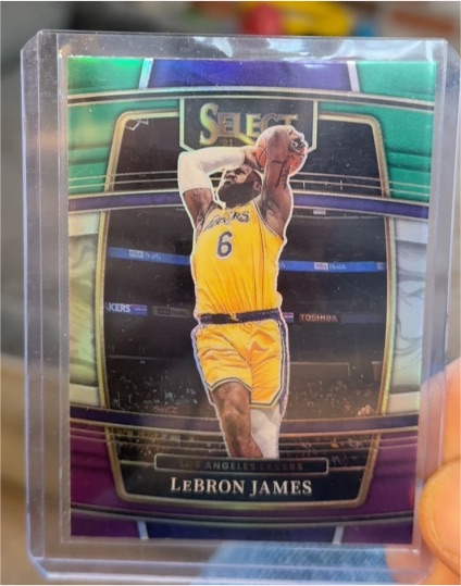 2021-22 Panini Select #100 LeBron James — front