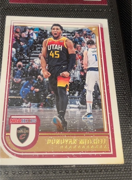2022-23 Panini NBA Hoops Winter #215 Donovan Mitchell — front