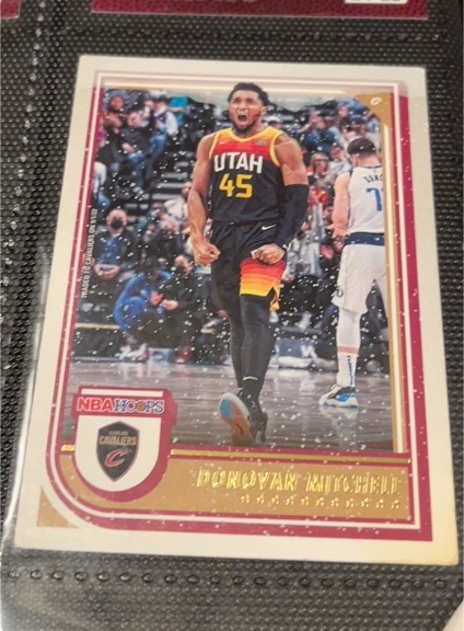 2022-23 Panini NBA Hoops Winter #215 Donovan Mitchell — front