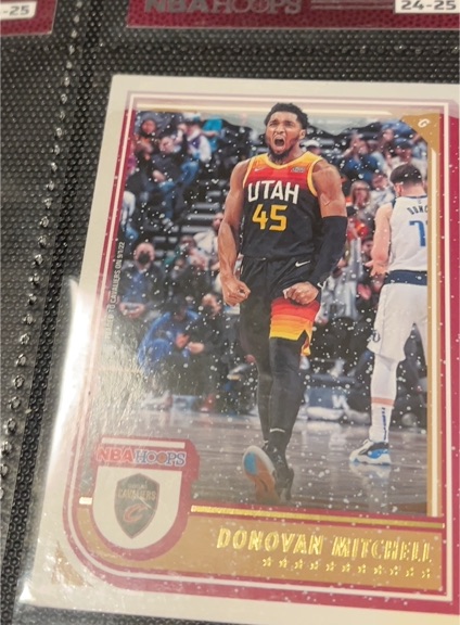 2022-23 Panini NBA Hoops Winter #215 Donovan Mitchell — front