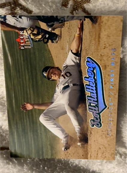 2005 Fleer Ultra #170 Scott Hatteberg — front