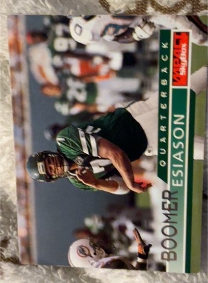 1995 Skybox Impact #104 Boomer Esiason — front
