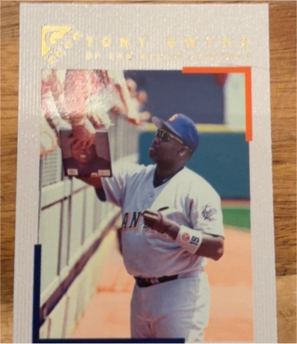 2000 Topps Gallery #42 Tony Gwynn — front