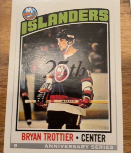 1992-93 O-Pee-Chee 25th Anniversary #9 Bryan Trottier — front