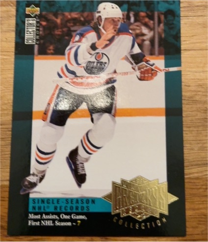 1995-96 Upper Deck Collector's Choice #G7 Wayne Gretzky — front