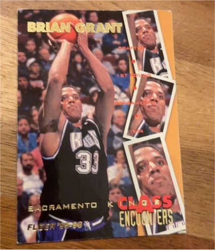 1995-96 Fleer #2 Brian Grant Class Encounters Sacramento Kings — front