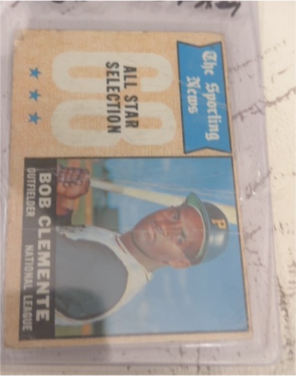 1968 Topps #374 Roberto Clemente — front