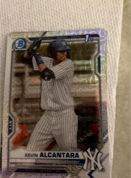 2021 Bowman Chrome #BCP-97 Kevin Alcantara 1st Bowman Mojo Refractor — front